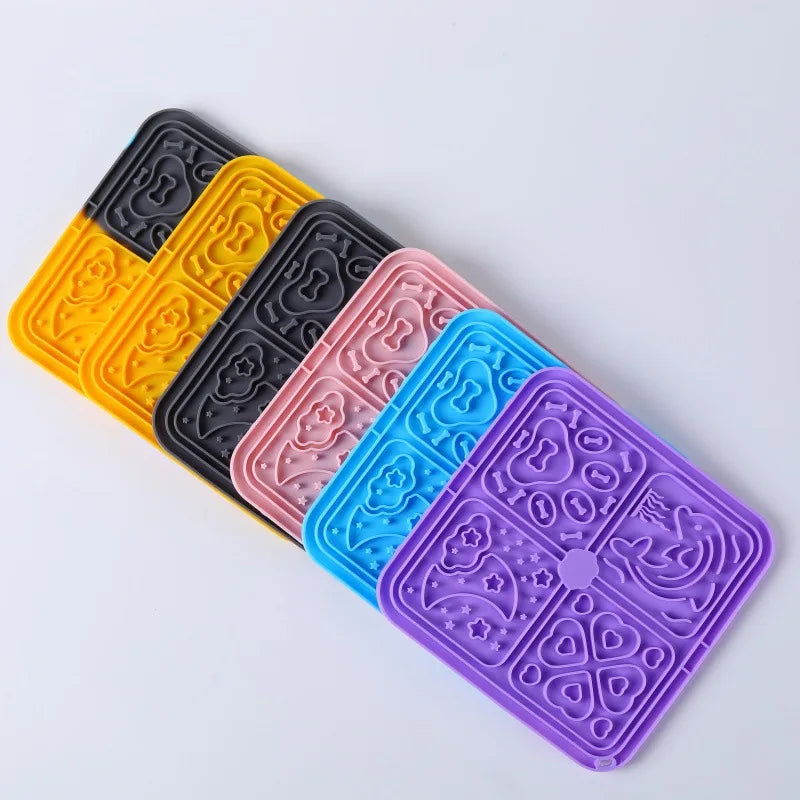 Slow feeder pet mat