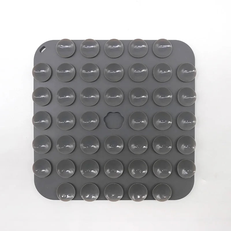 Slow feeder pet mat