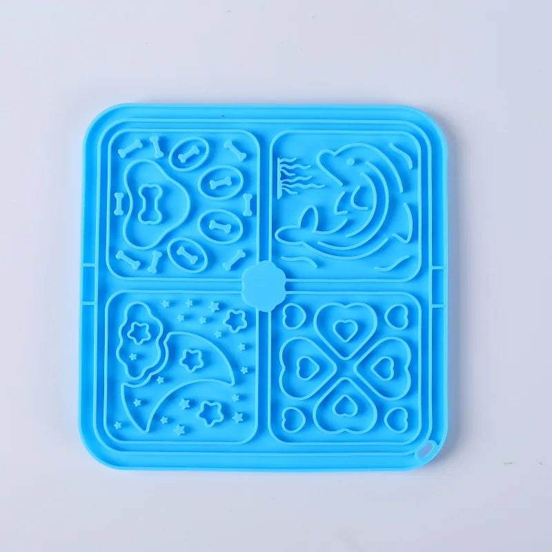 Slow feeder pet mat